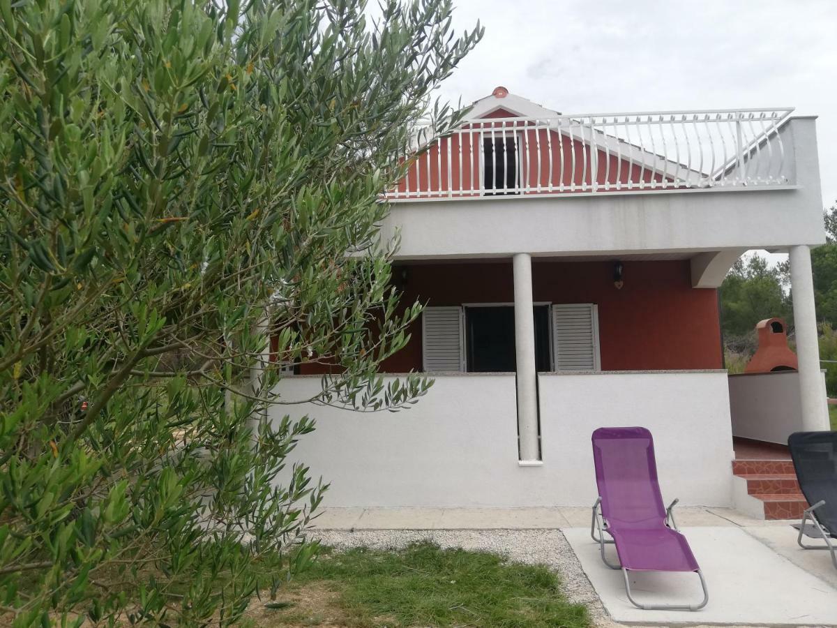 Vacation Home Katarina Nin Buitenkant foto